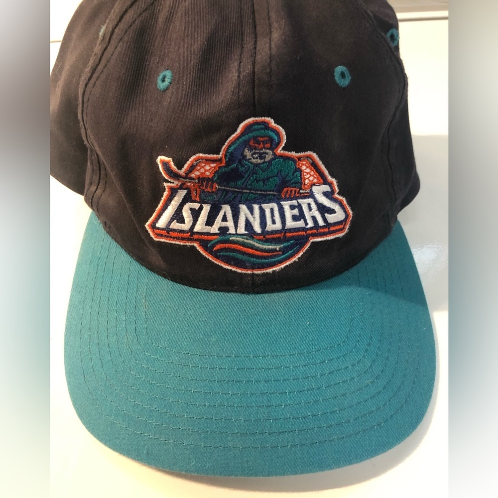 Vintage ny islanders old logo snapback twin enterprises
